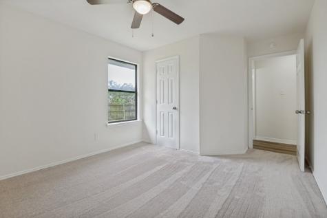 1905 Lakeview Drive Grand Prairie TX 75051