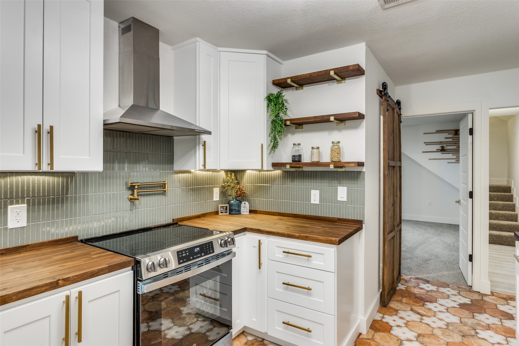 4221 Donnelly Avenue Fort Worth TX 76107