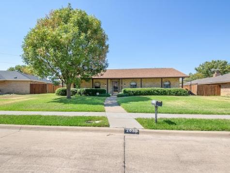 2030 Wellington Drive Grand Prairie TX 75051