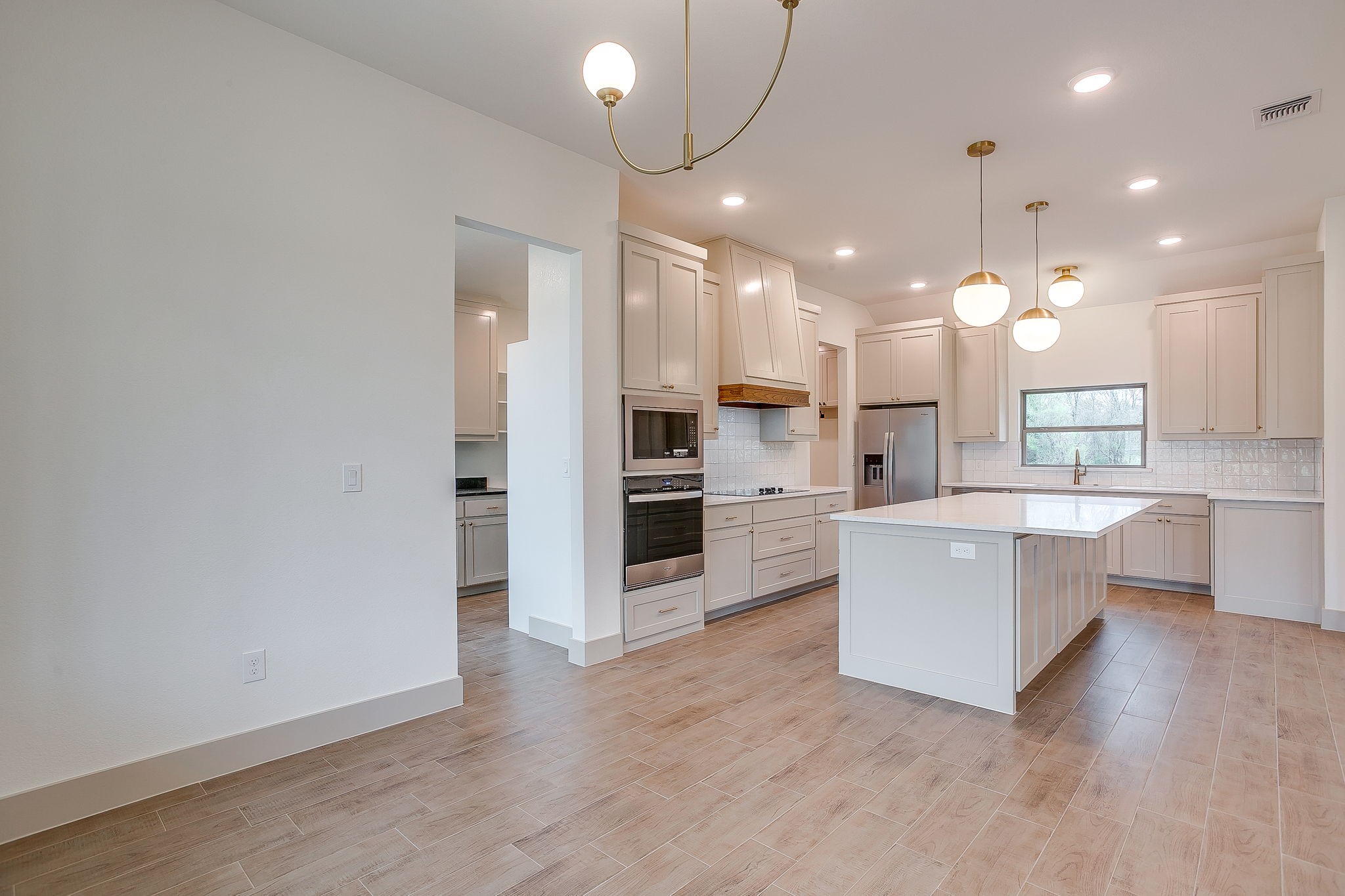 201 Kilkenny Road Poolville TX 76487