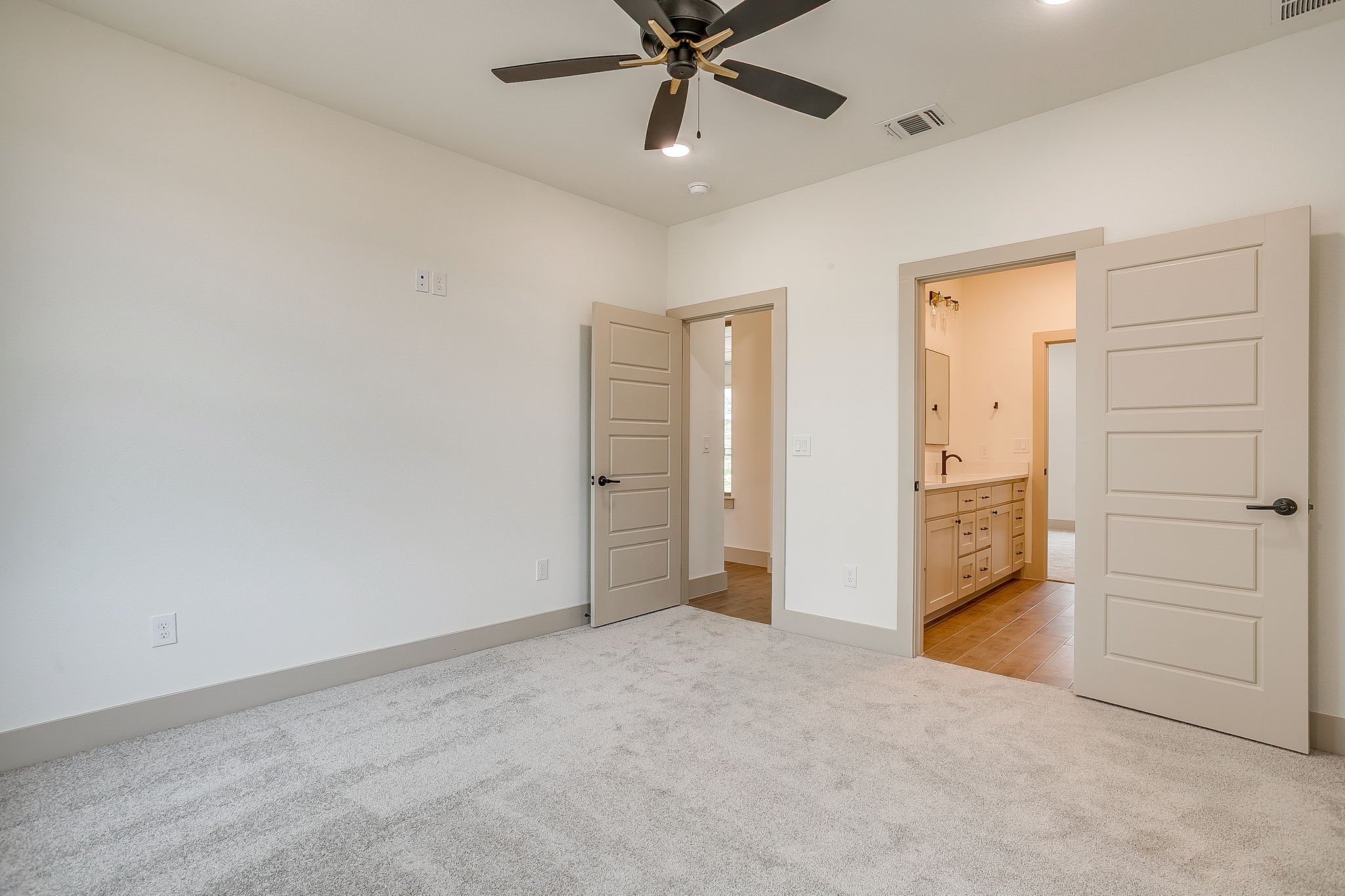 201 Kilkenny Road Poolville TX 76487