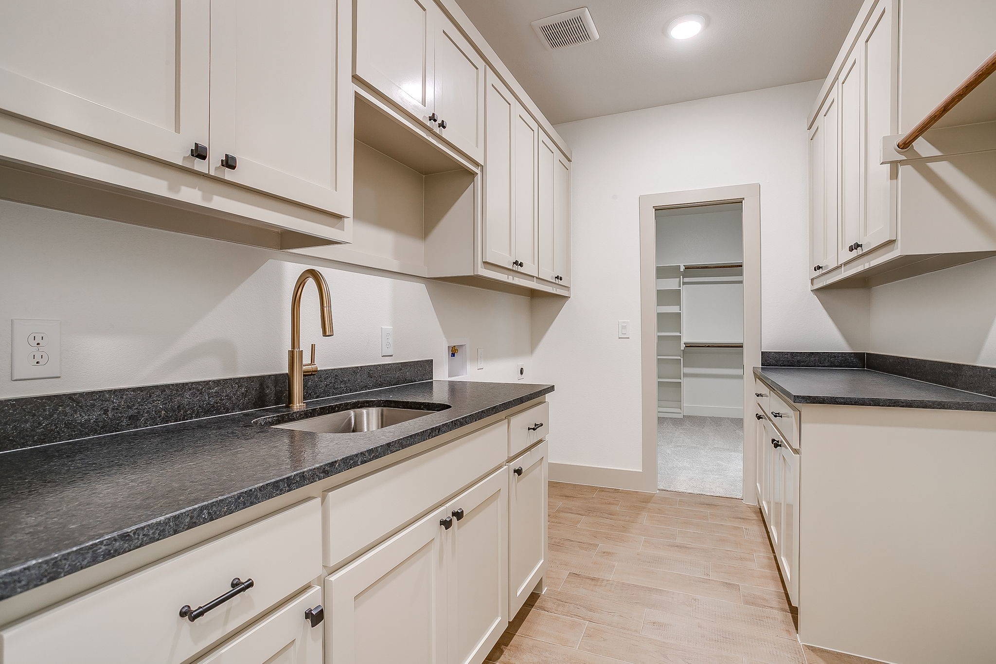 201 Kilkenny Road Poolville TX 76487