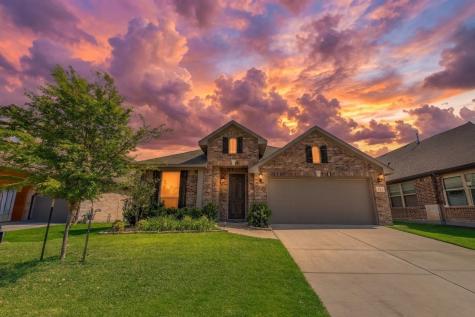 452 W Autumn Hill Bluff Lavon TX 75166