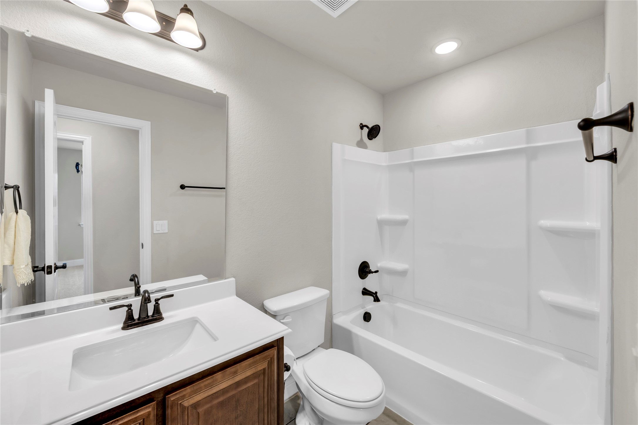 452 W Autumn Hill Bluff Lavon TX 75166