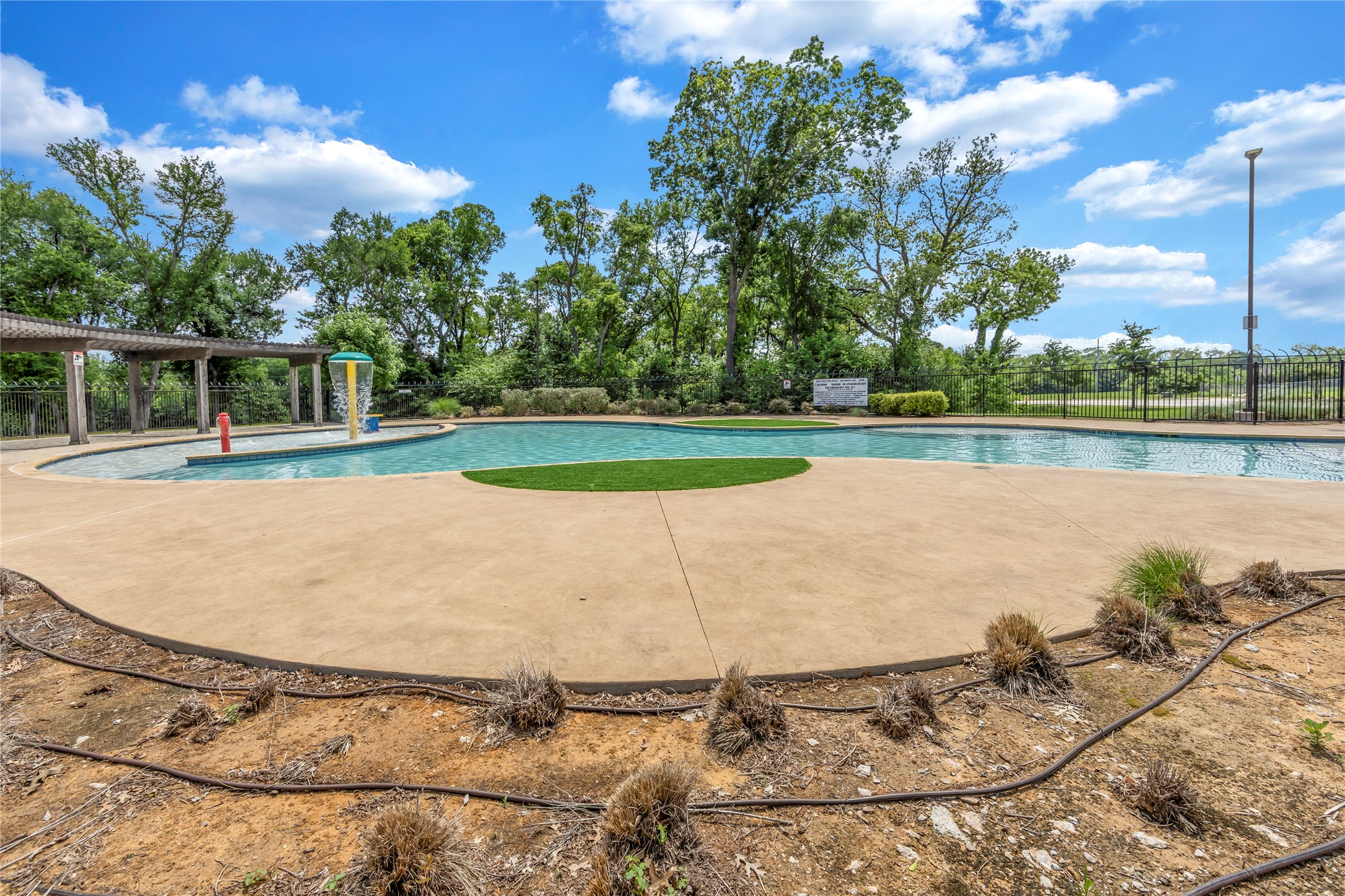 452 W Autumn Hill Bluff Lavon TX 75166