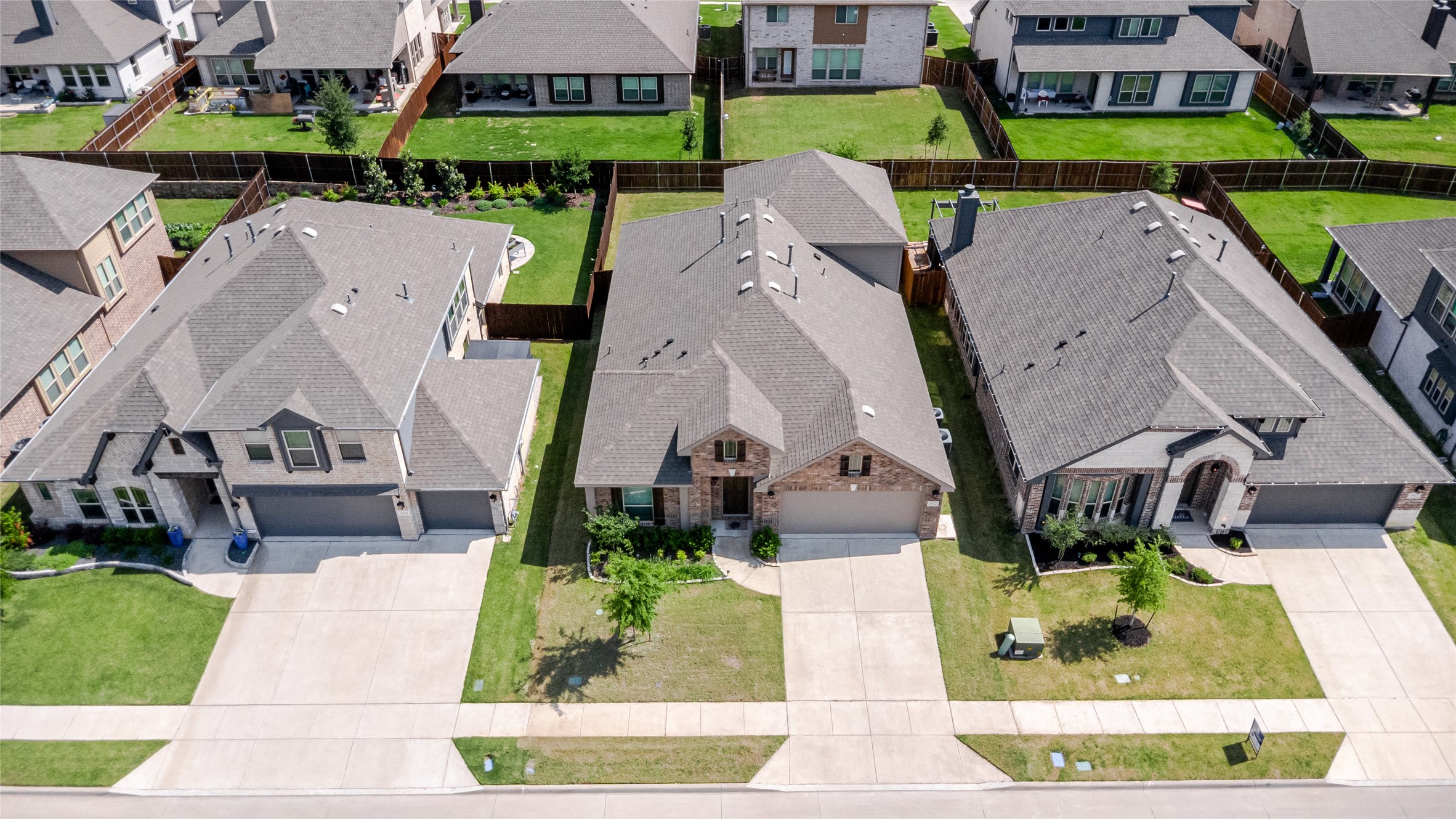 452 W Autumn Hill Bluff Lavon TX 75166