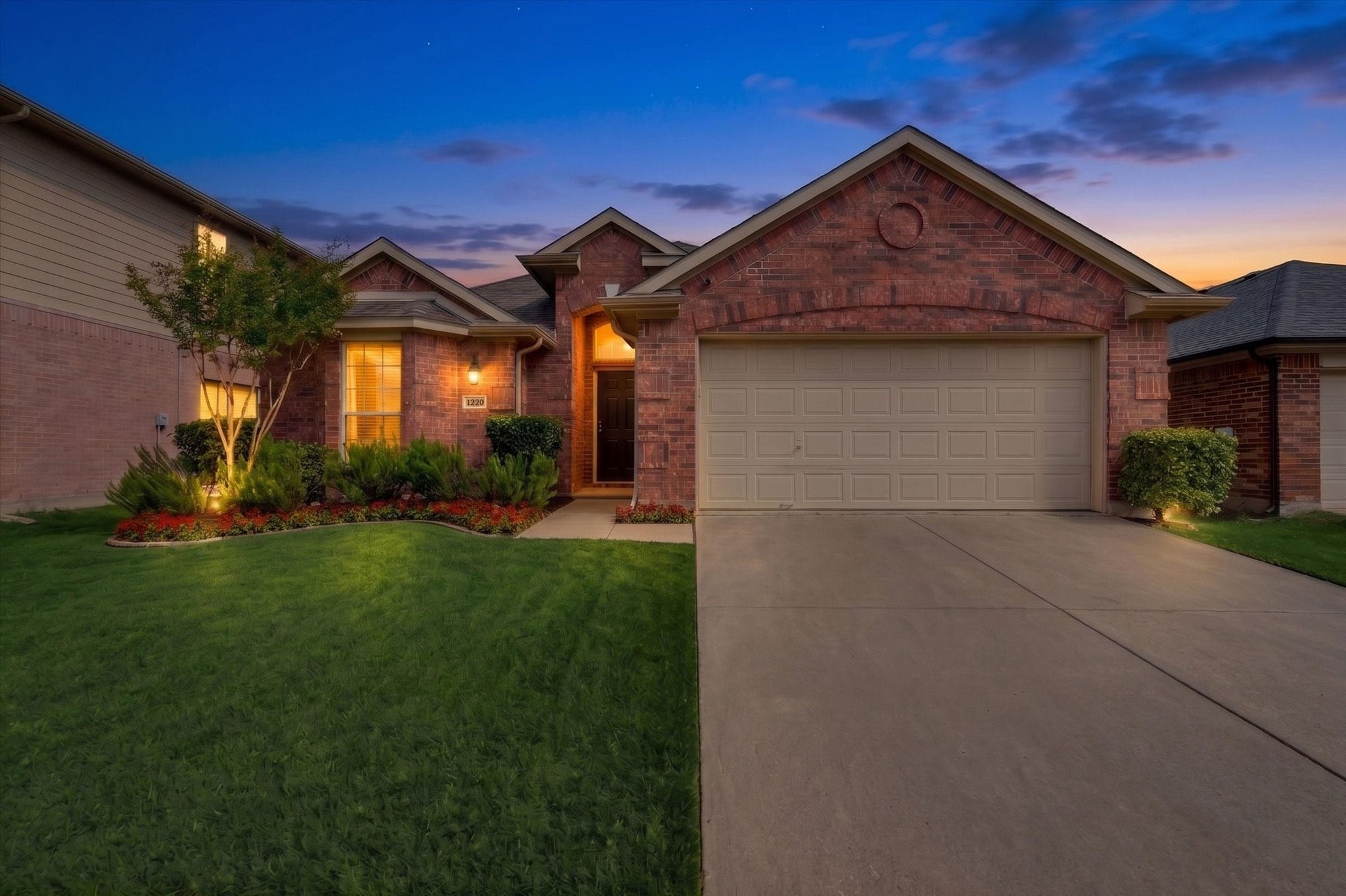 1220 Goldeneye Aubrey TX 76227