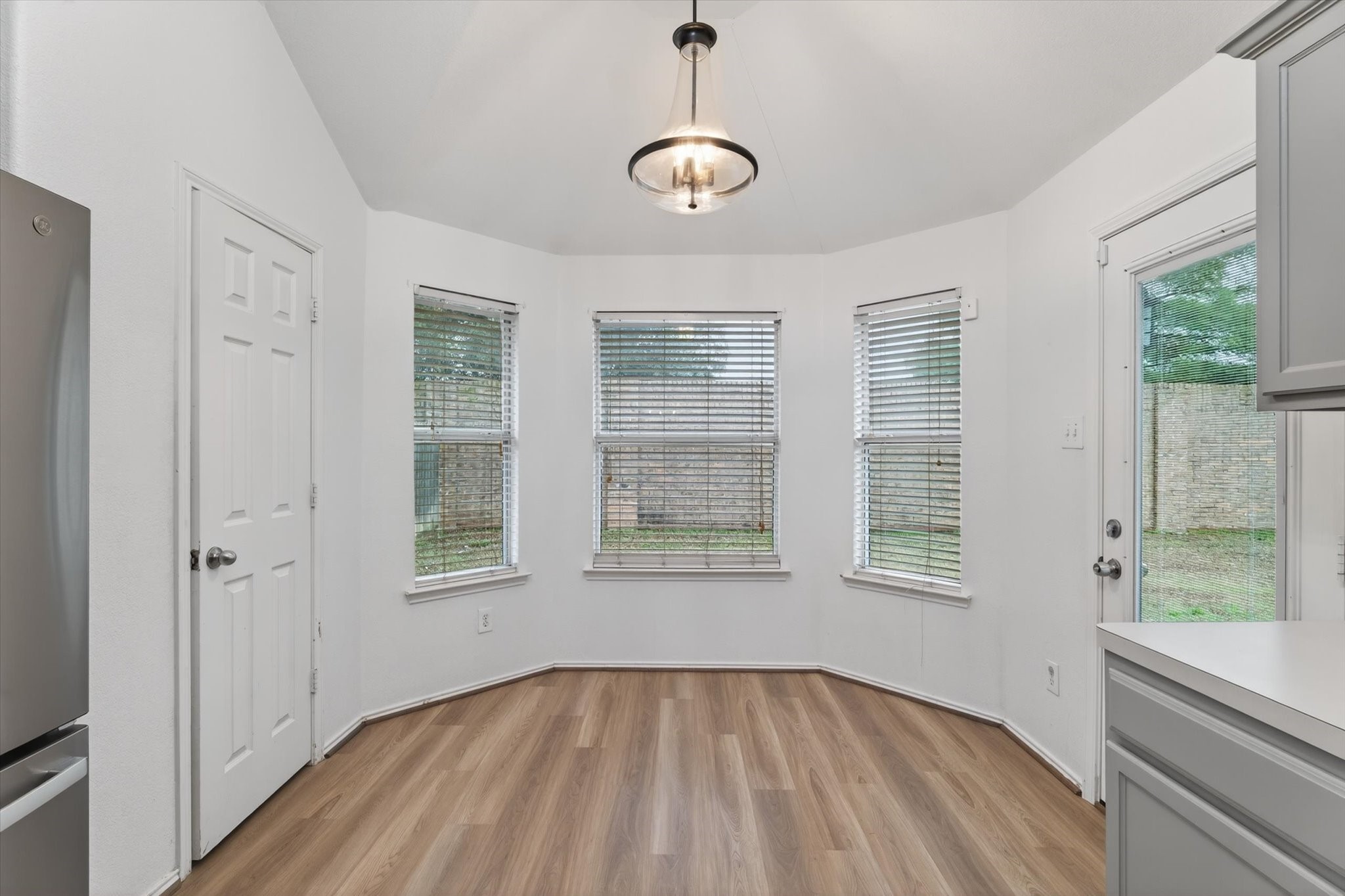 1220 Goldeneye Aubrey TX 76227