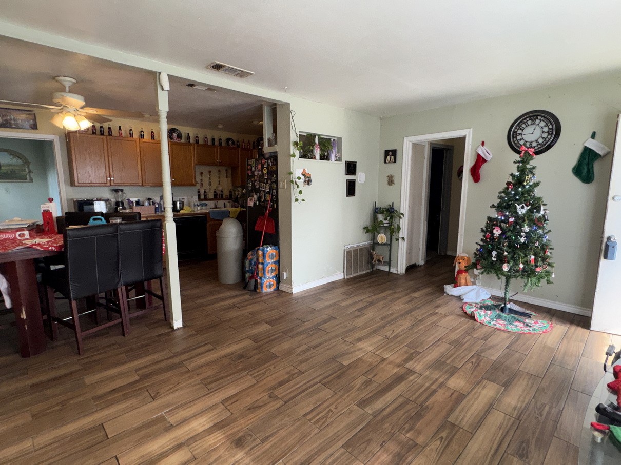 1416 Donald Avenue Carrollton TX 75006