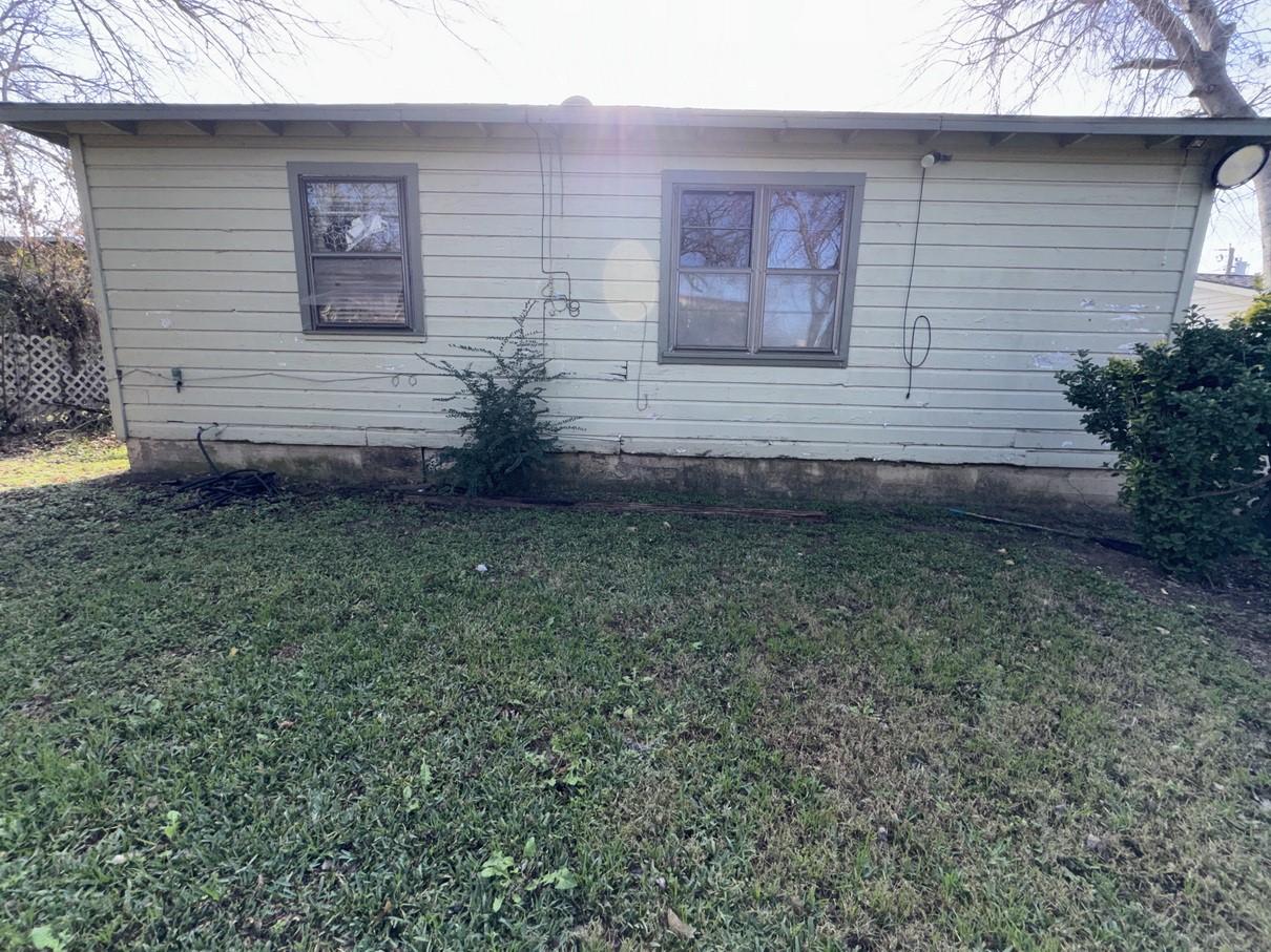 1416 Donald Avenue Carrollton TX 75006