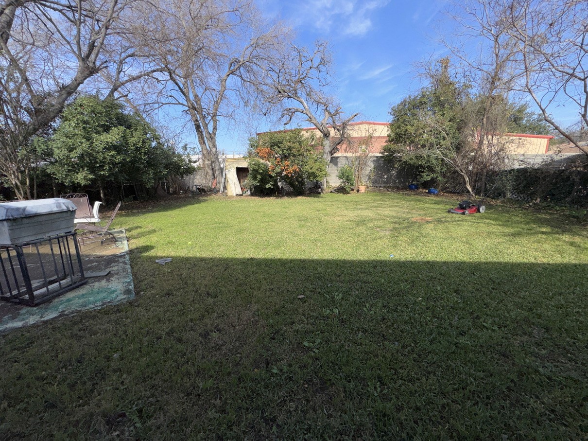 1416 Donald Avenue Carrollton TX 75006
