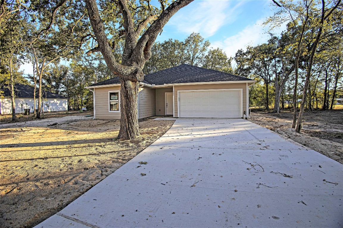 283 E Golden Oaks Drive Mabank TX 75156