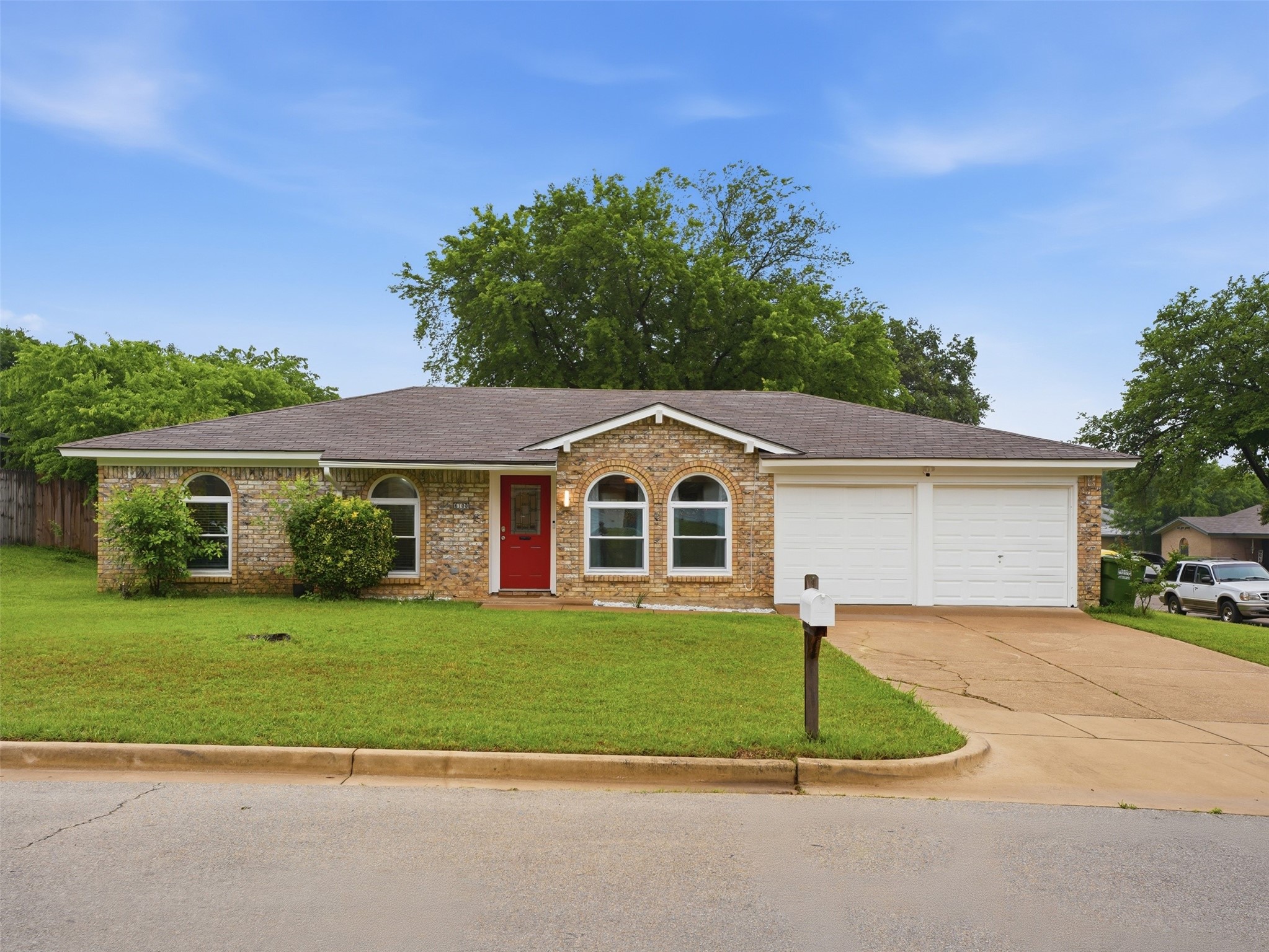 6100 Melody Lane Watauga TX 76148