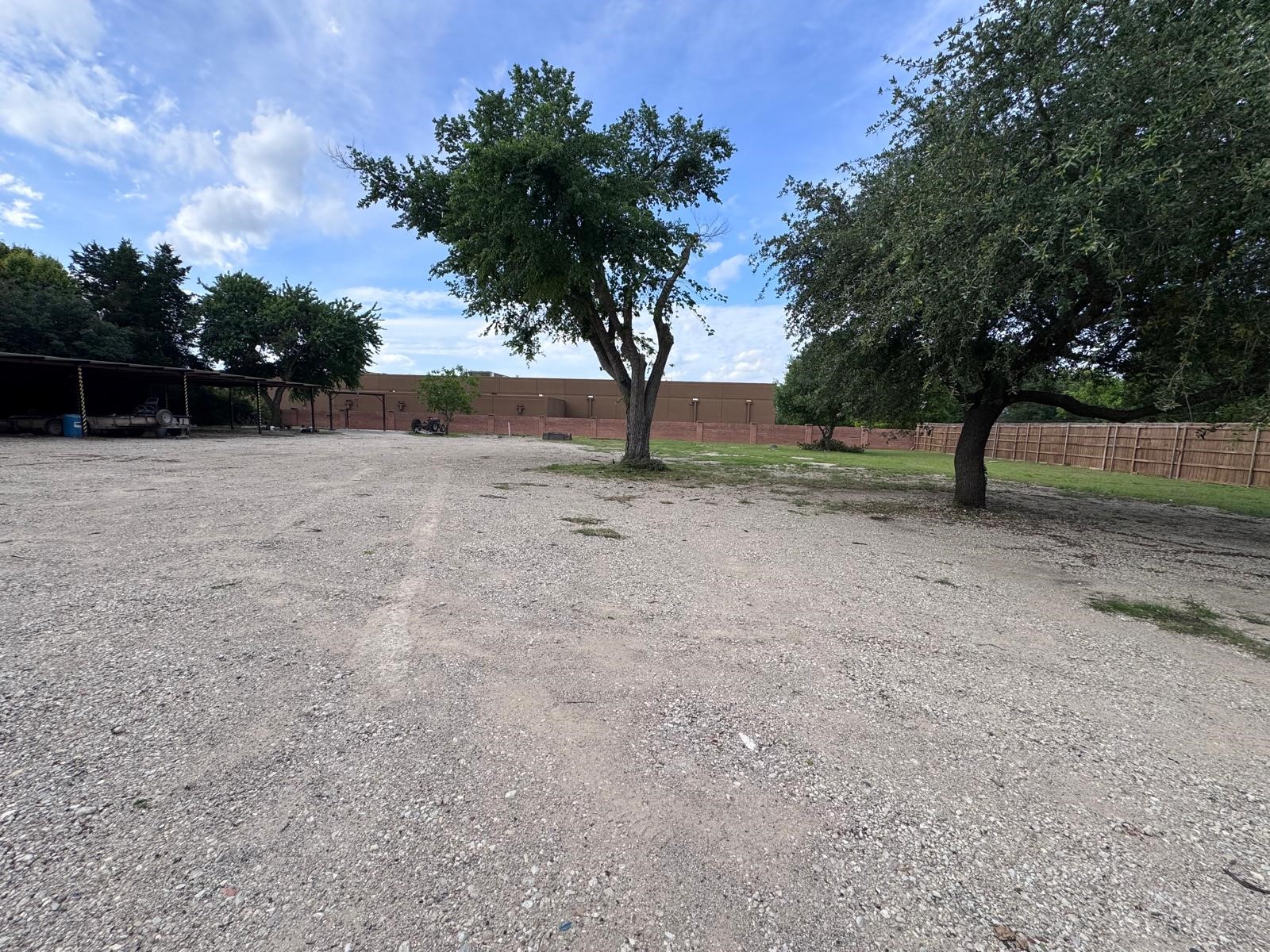 725 Hilltop Circle Desoto TX 75115