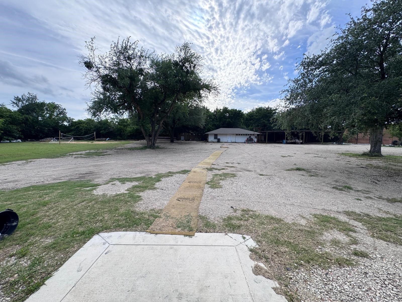 725 Hilltop Circle Desoto TX 75115