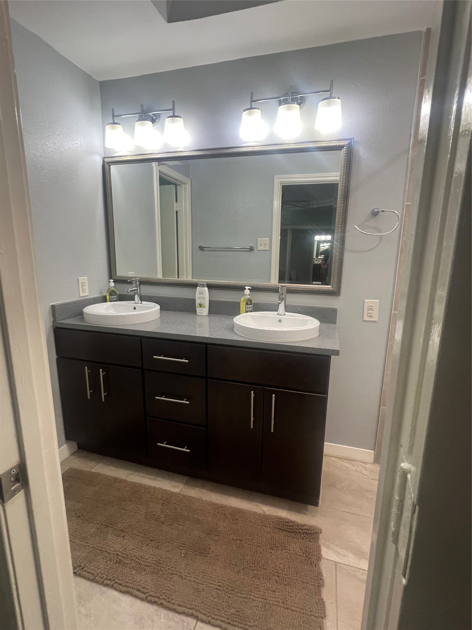 2944 King Cole Drive Dallas TX 75216