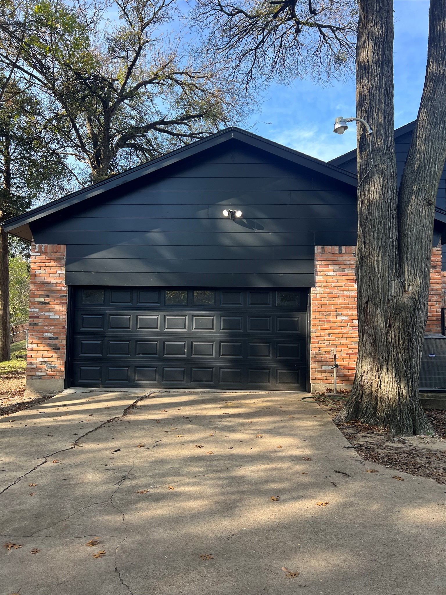 2944 King Cole Drive Dallas TX 75216