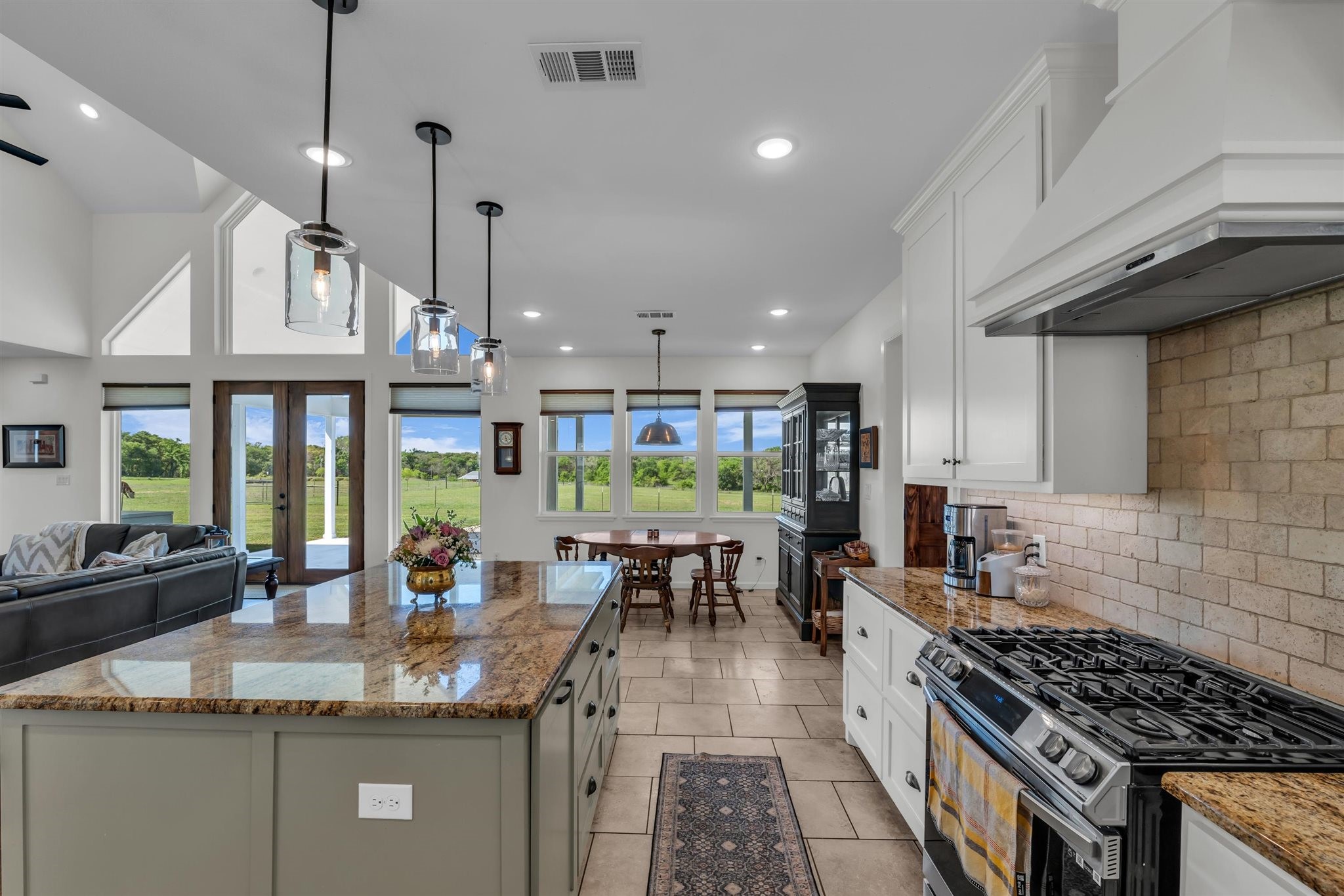 211 Knust Circle Gholson TX 76705