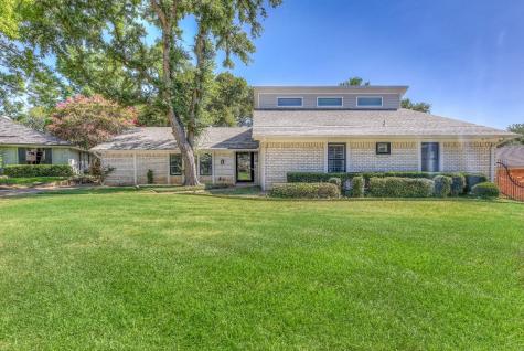 1804 Foxwood Court Arlington TX 76012