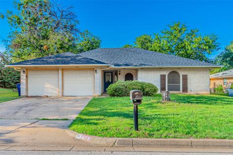 515 Lynnewood Avenue Burleson TX 76028