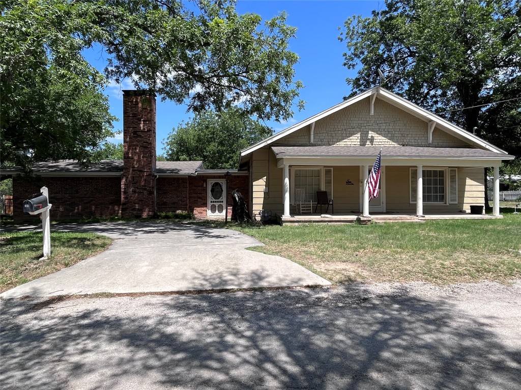 800 N Lane Street Comanche TX 76442