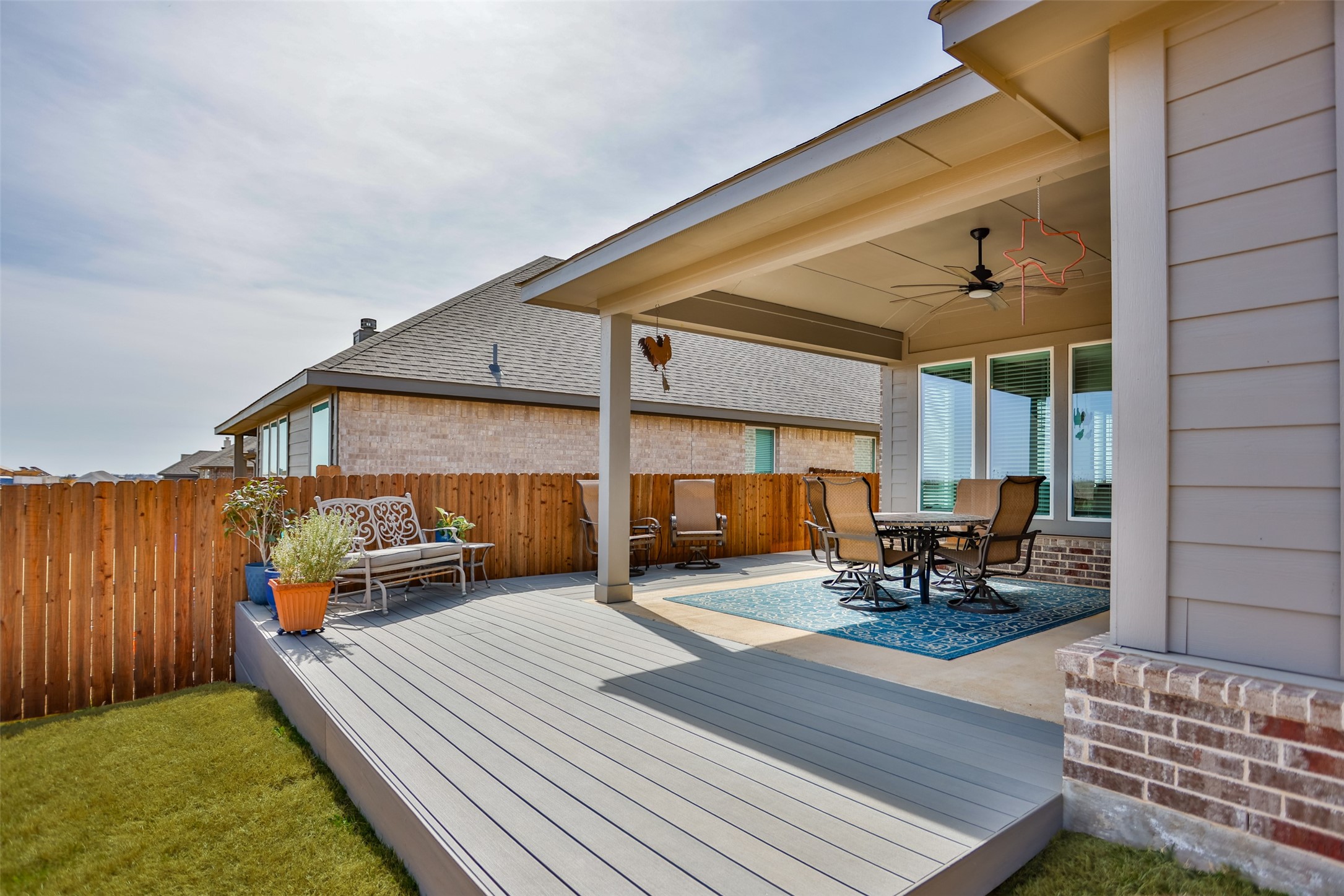 622 Juneau Street Gainesville TX 76240