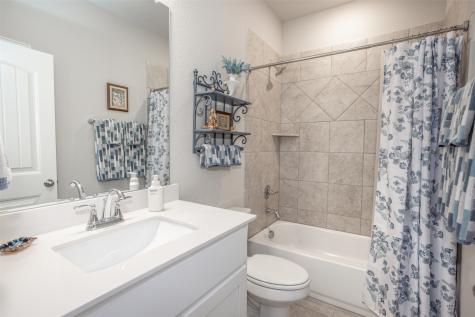 622 Juneau Street Gainesville TX 76240