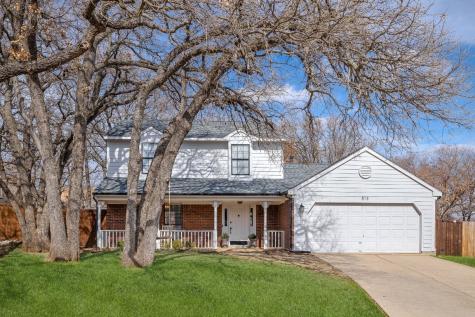 513 Fox Creek Court Denton TX 76209