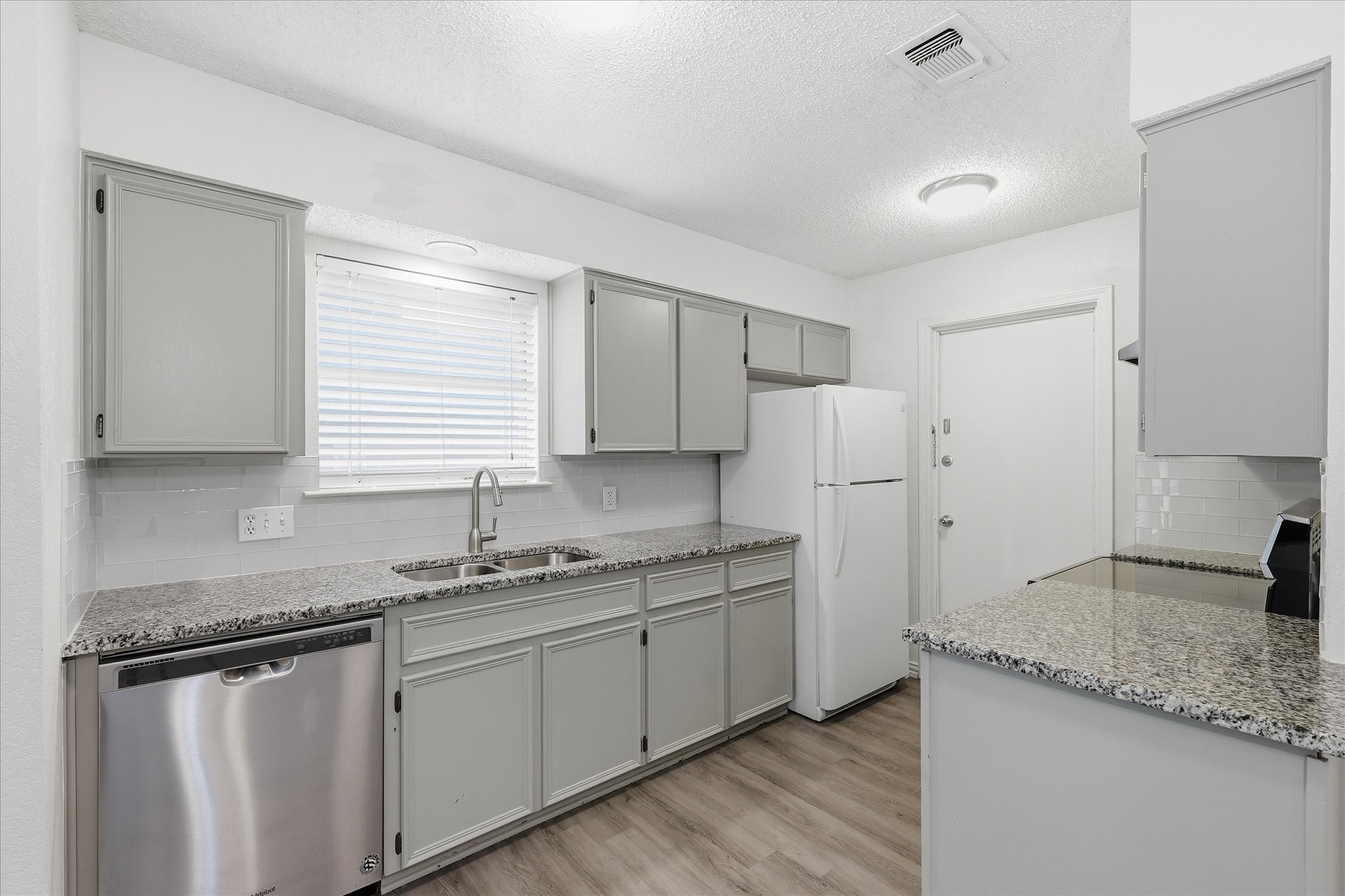 7208 Misty Meadow Drive S Fort Worth TX 76133