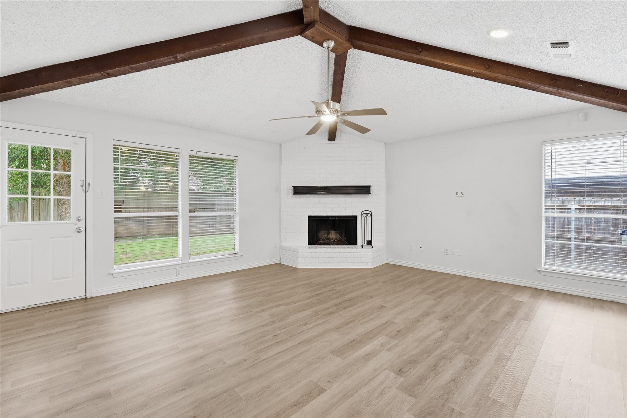 7208 Misty Meadow Drive S Fort Worth TX 76133