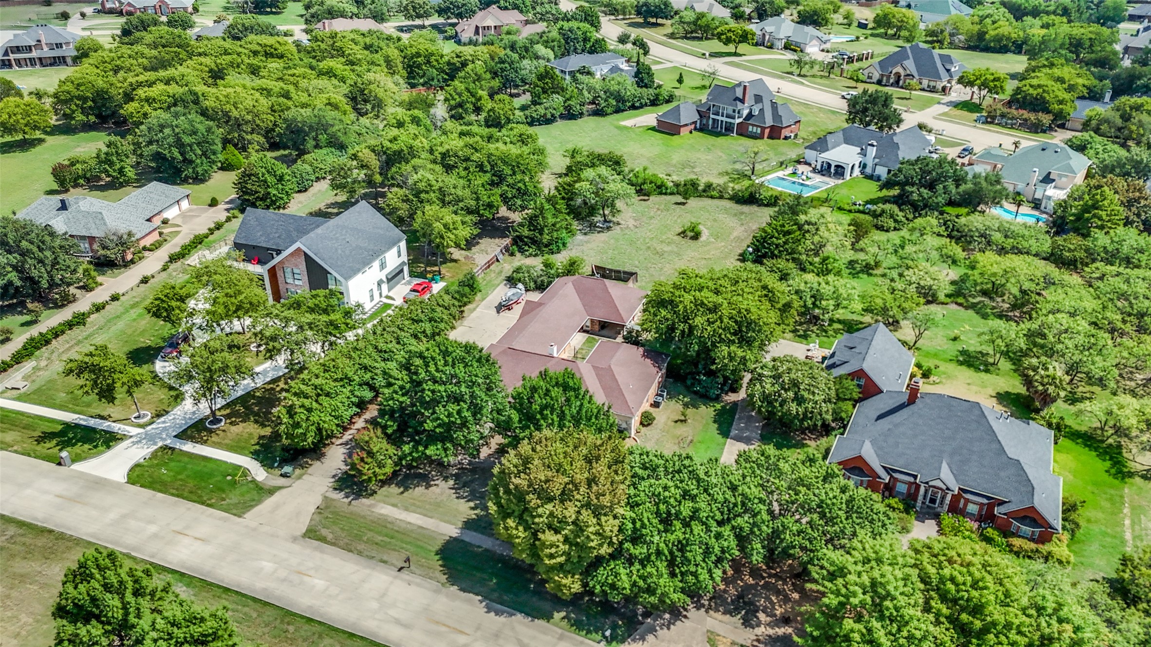 2852 S Lakeview Drive Cedar Hill TX 75104