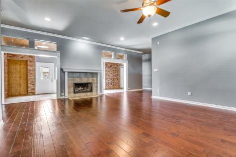 2852 S Lakeview Drive Cedar Hill TX 75104