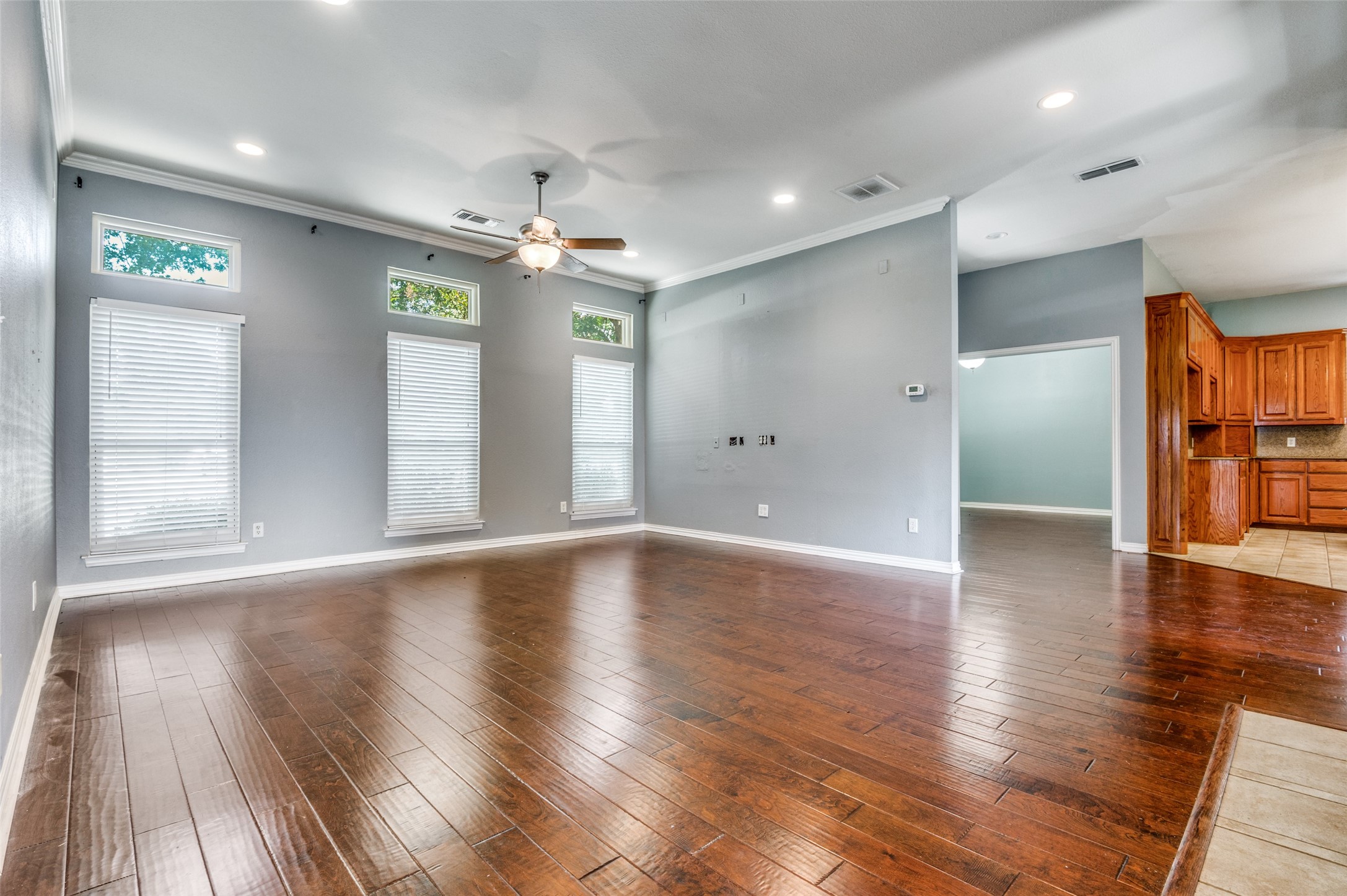 2852 S Lakeview Drive Cedar Hill TX 75104