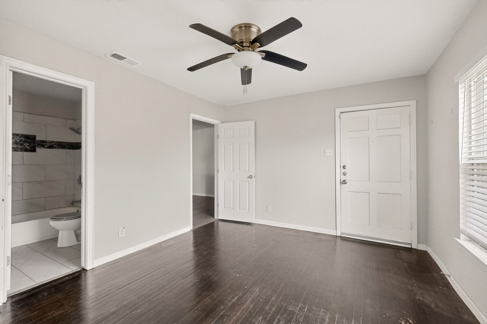 632 Freeman Drive Garland TX 75040