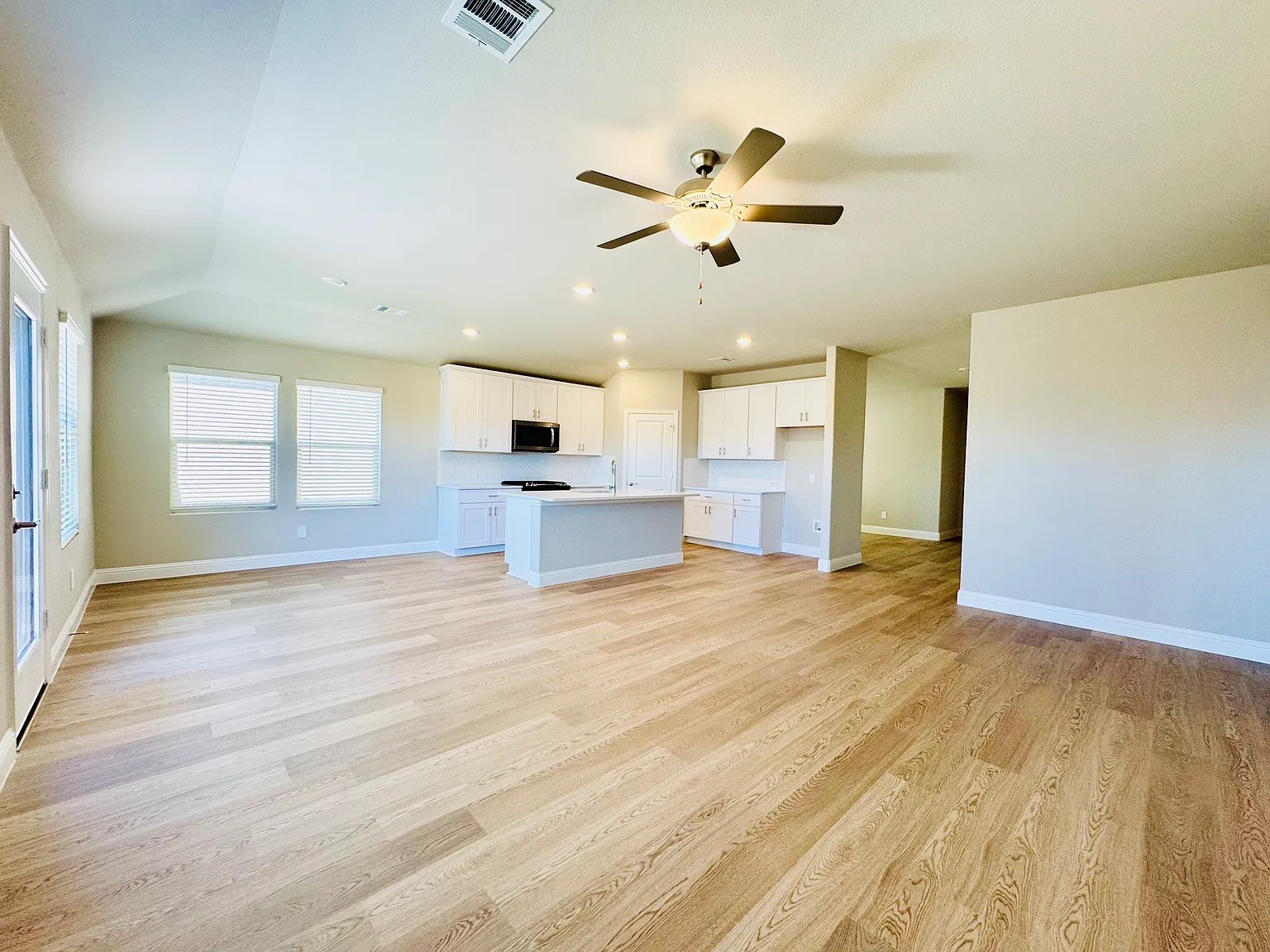 1093 Eagle Run Lane Lavon TX 75166