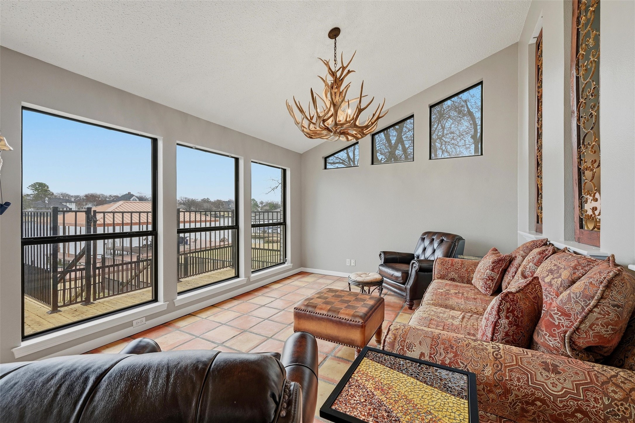 140 Blackfoot Trail Lake Kiowa TX 76240