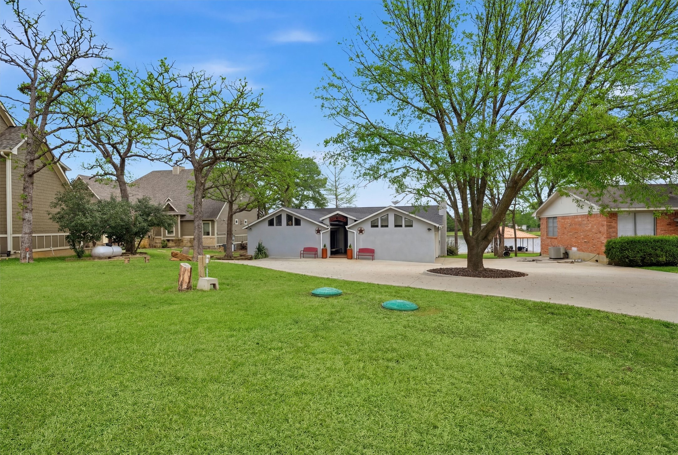 140 Blackfoot Trail Lake Kiowa TX 76240