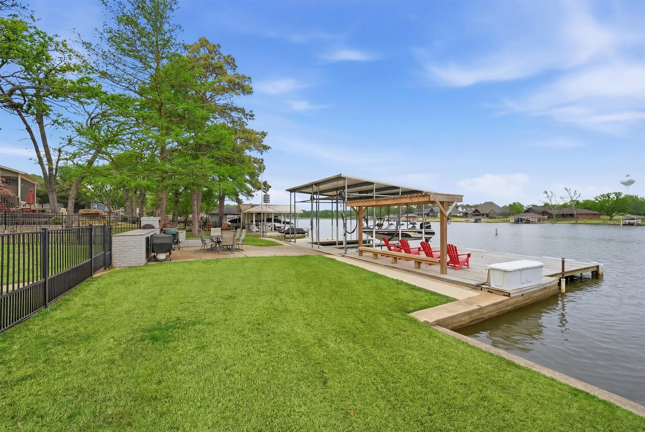 140 Blackfoot Trail Lake Kiowa TX 76240