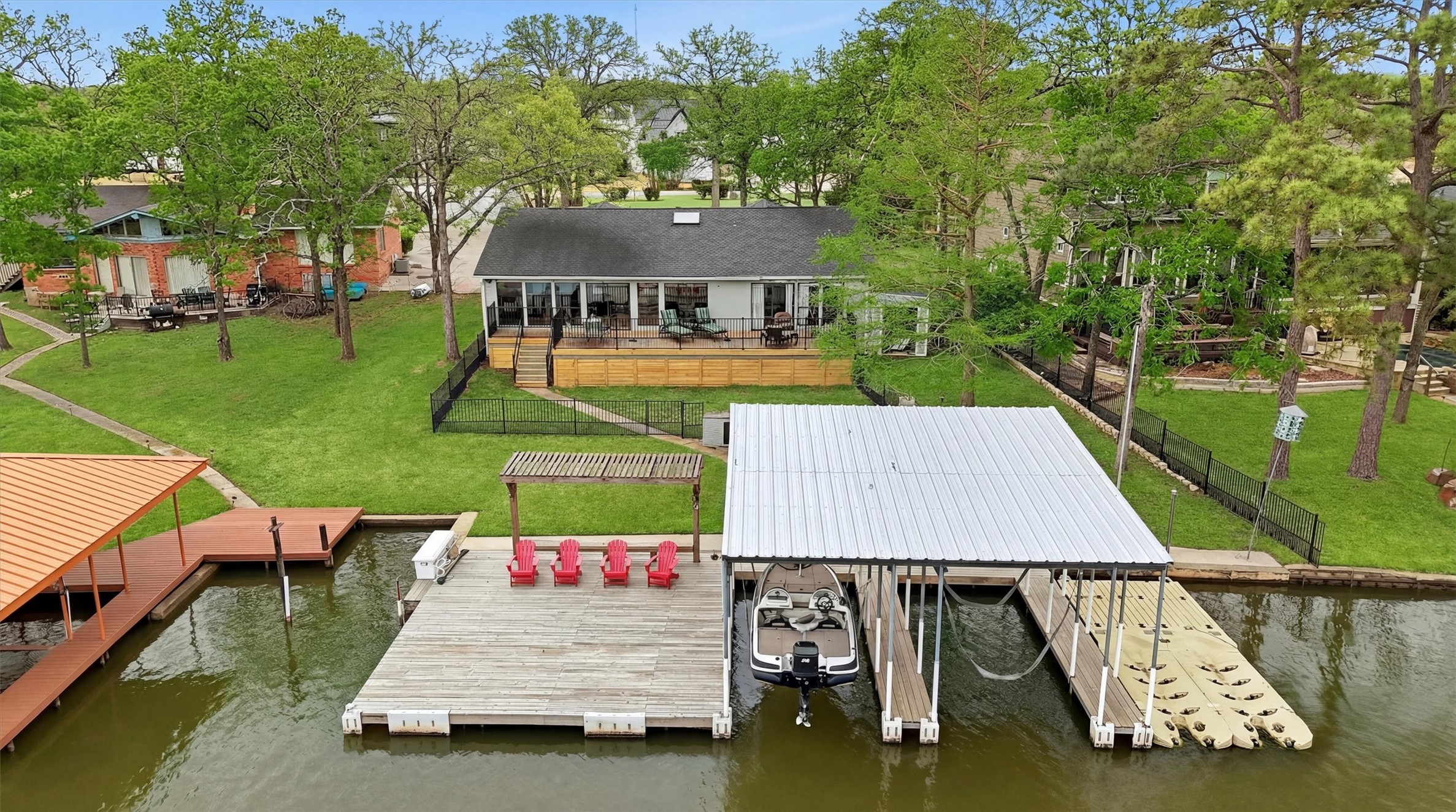 140 Blackfoot Trail Lake Kiowa TX 76240