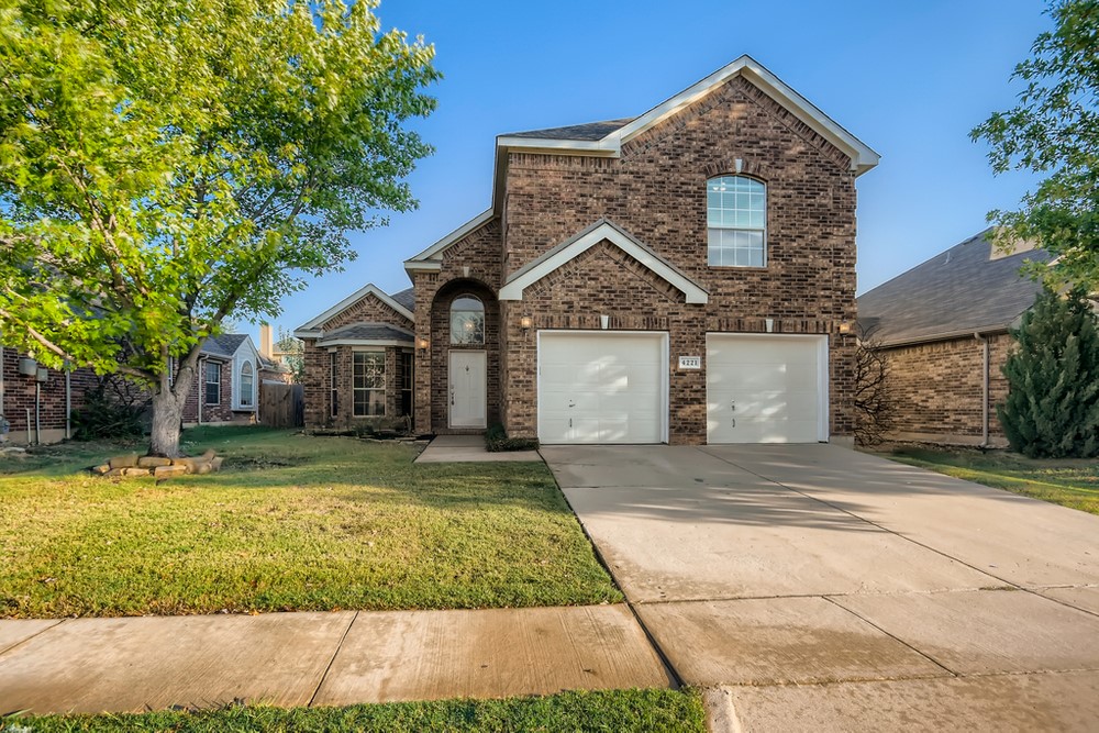 4221 Snapdragon Drive Fort Worth TX 76244