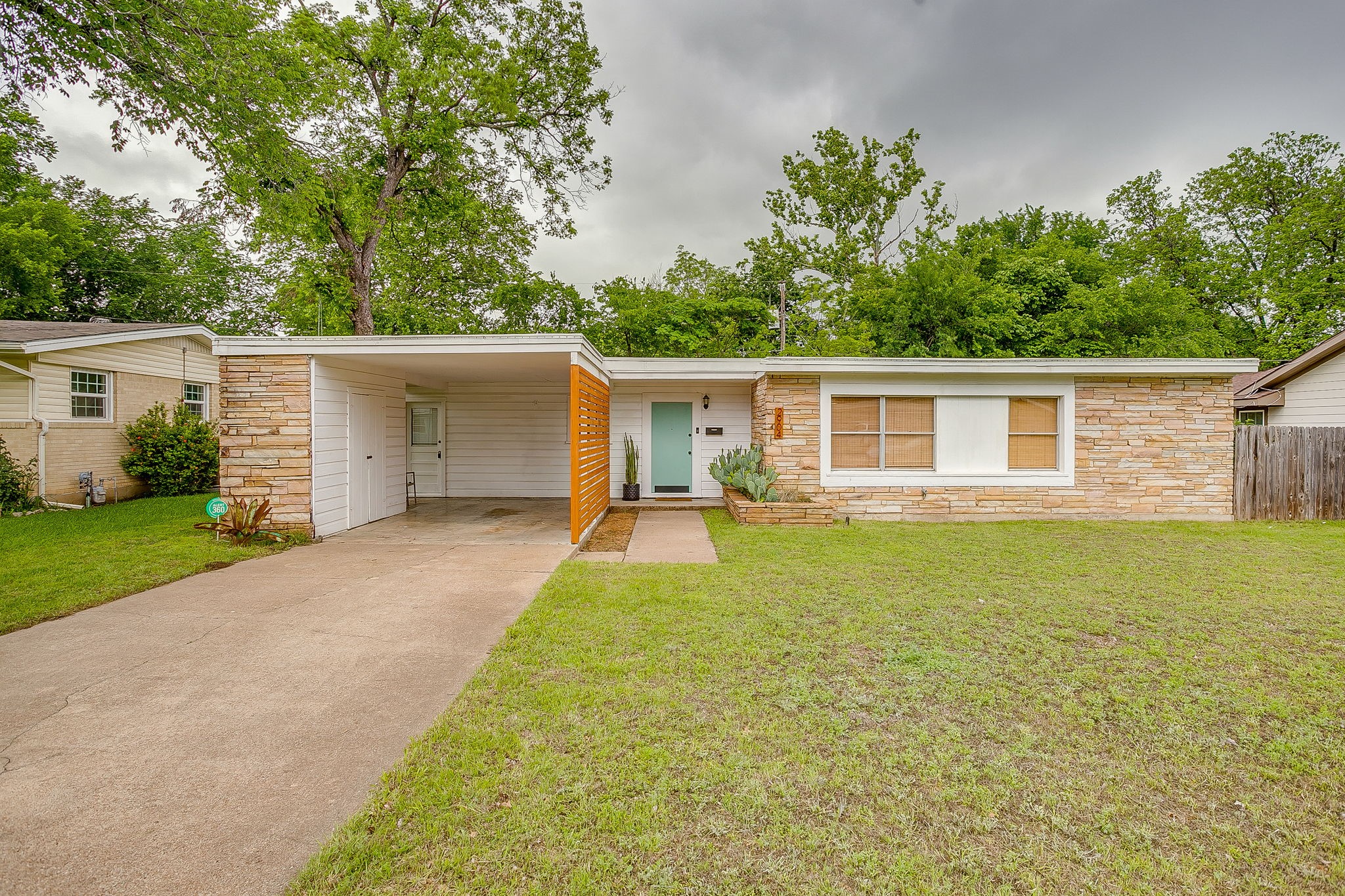 2904 Martin Lydon Avenue Fort Worth TX 76133