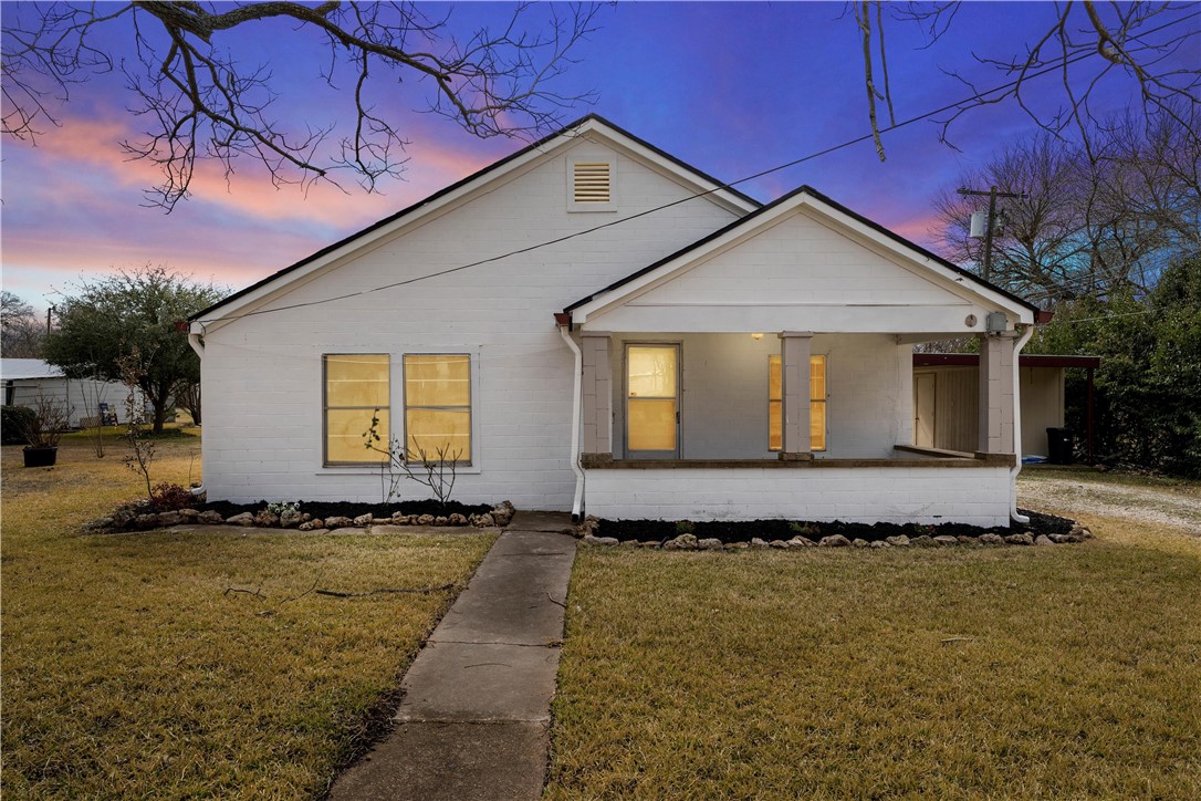 300 8th Street Moody TX 76557