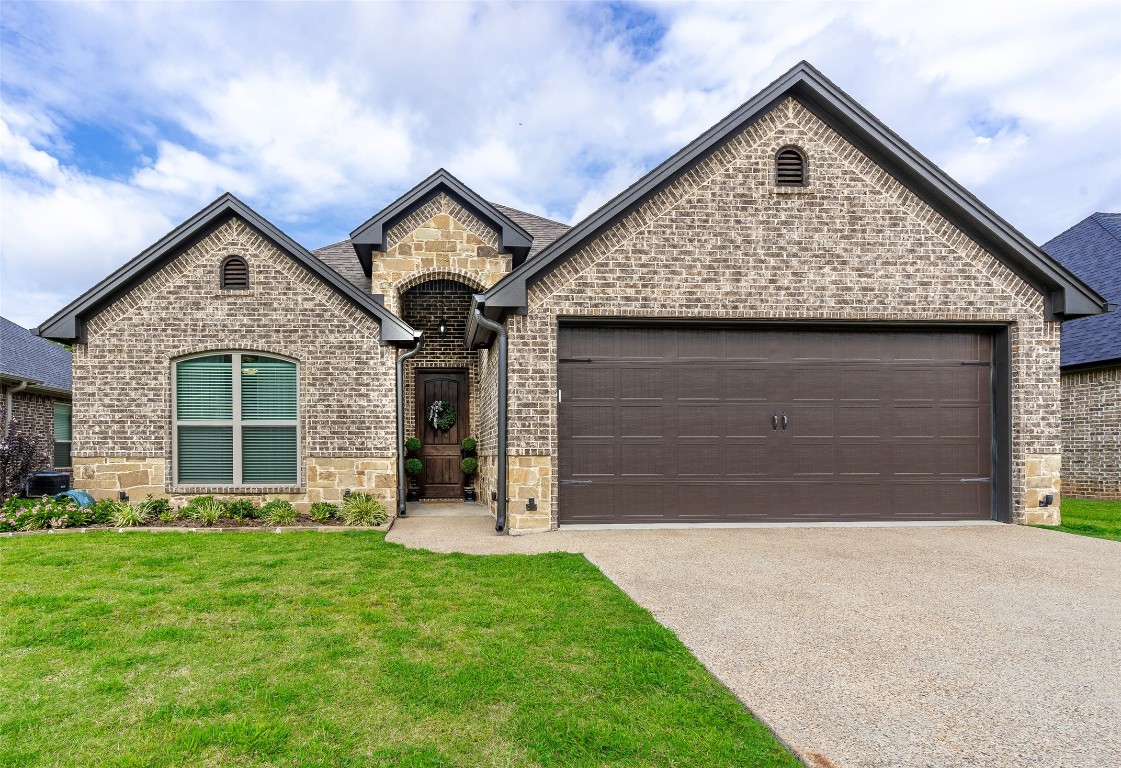 105 Ball Park Drive Hallsville TX 75650