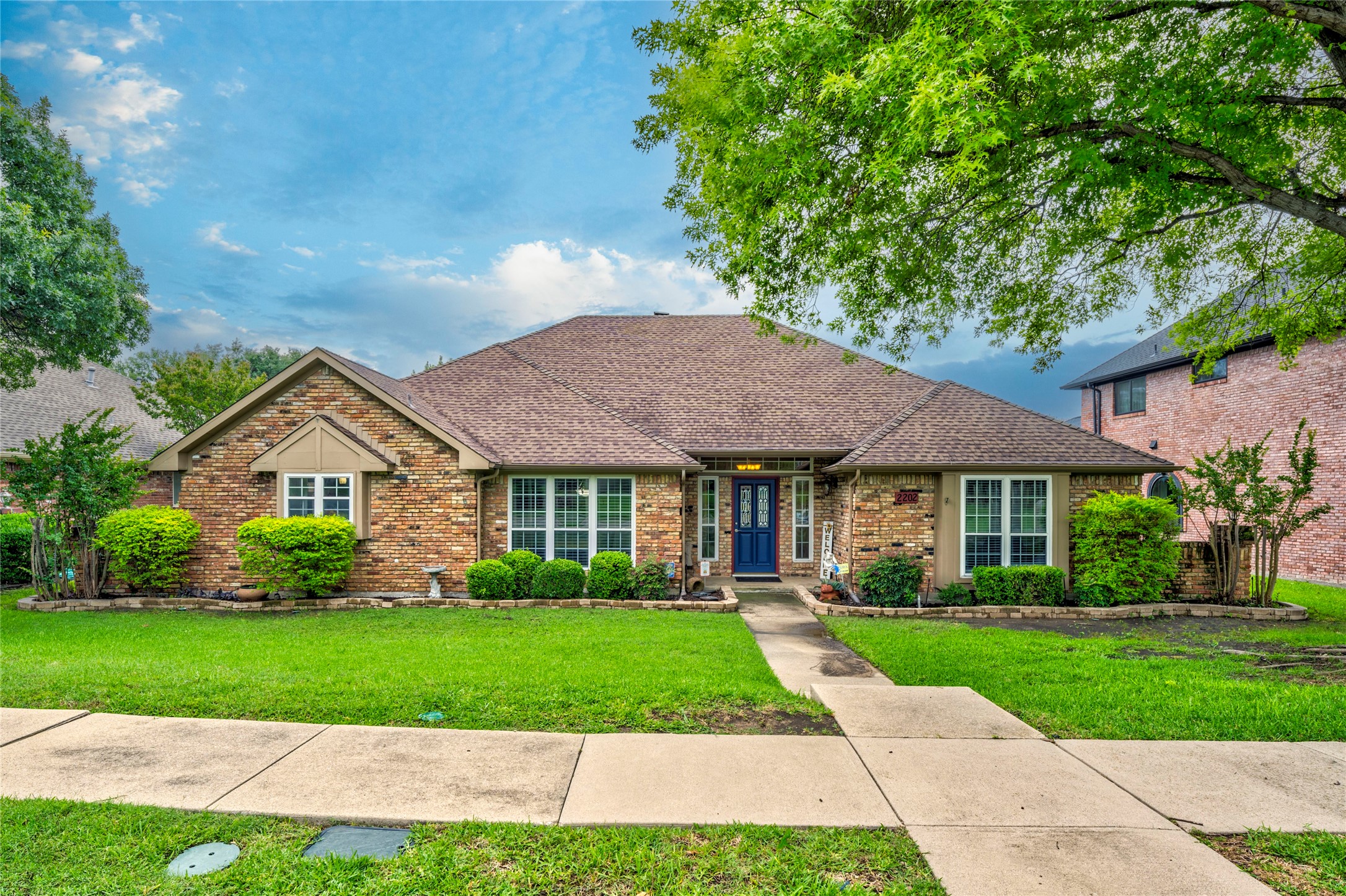 2202 Burgundy Drive Carrollton TX 75006