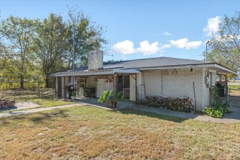726 W Lennon Drive Emory TX 75440