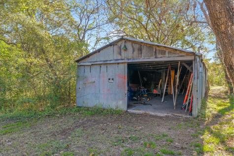 726 W Lennon Drive Emory TX 75440