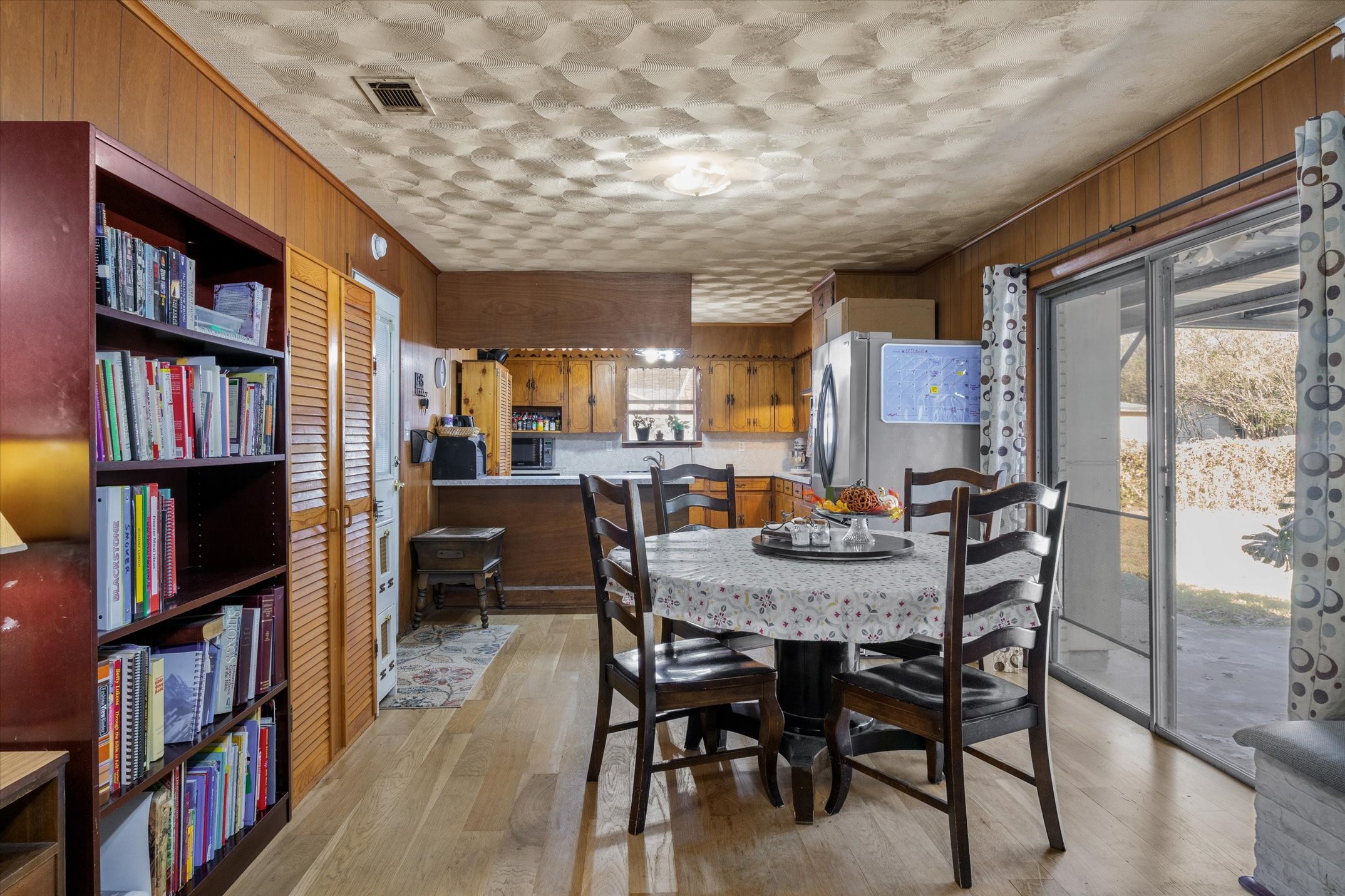 726 W Lennon Drive Emory TX 75440