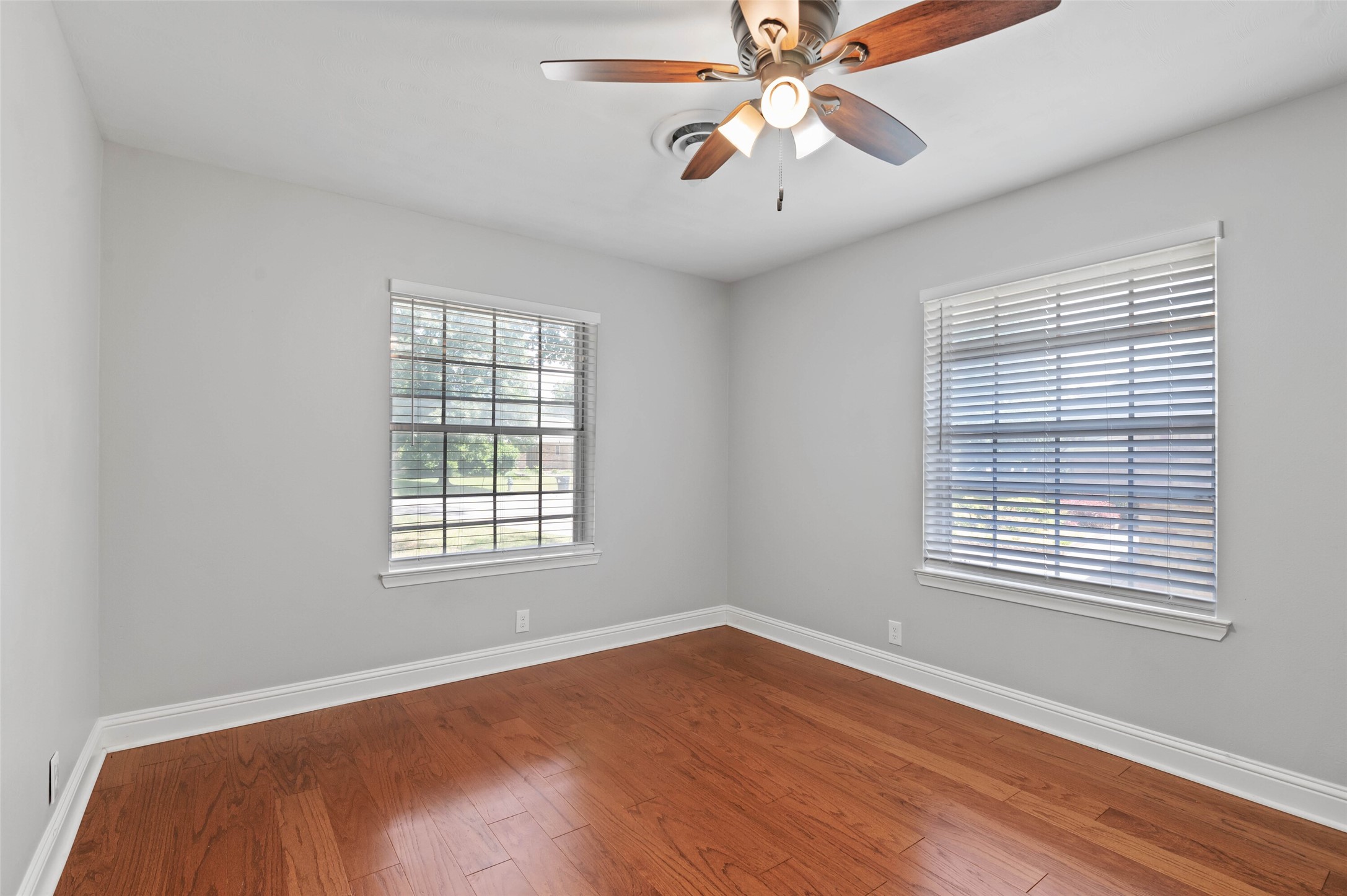 2202 Foxcroft Circle Denton TX 76209