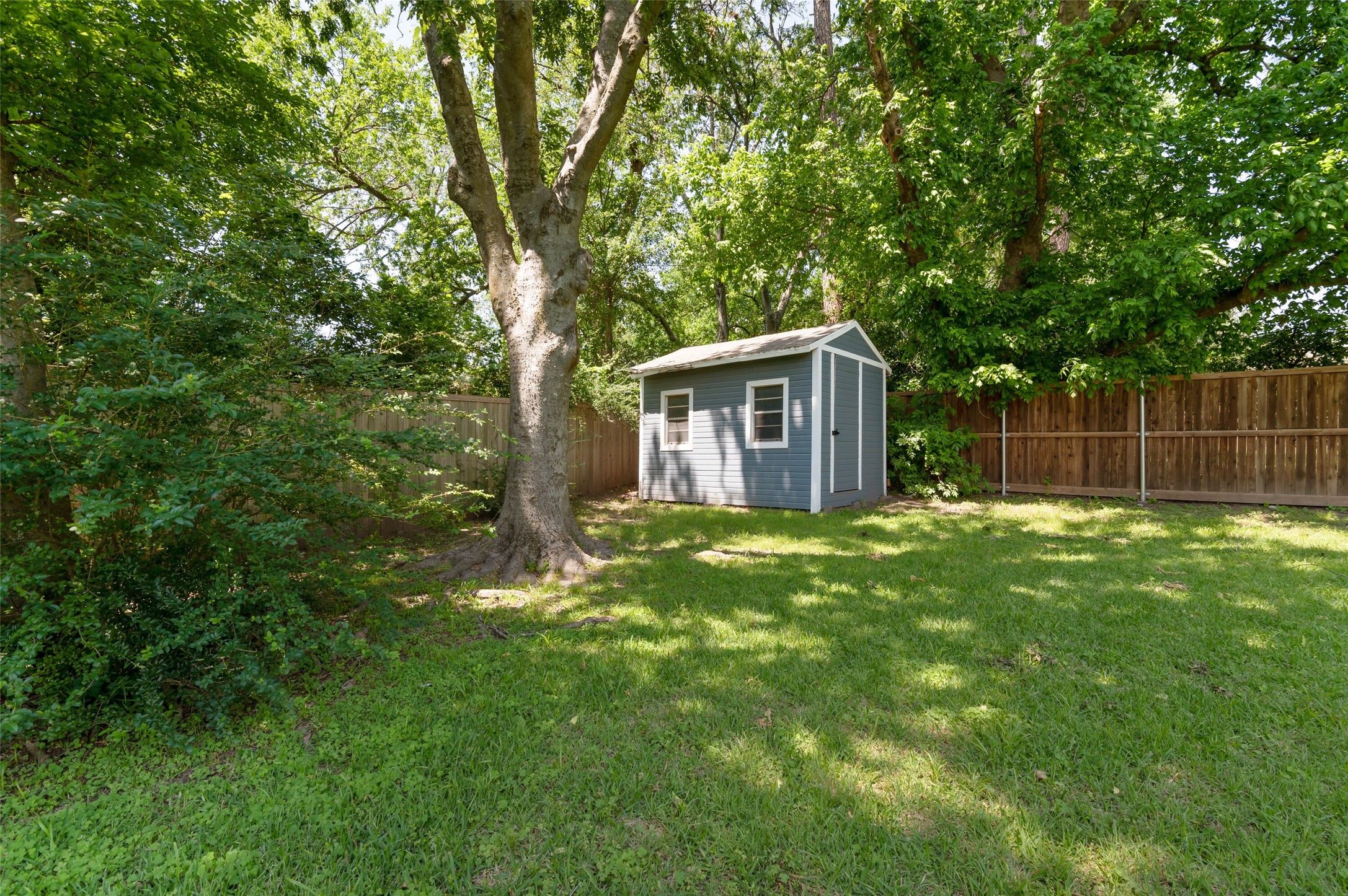 2202 Foxcroft Circle Denton TX 76209