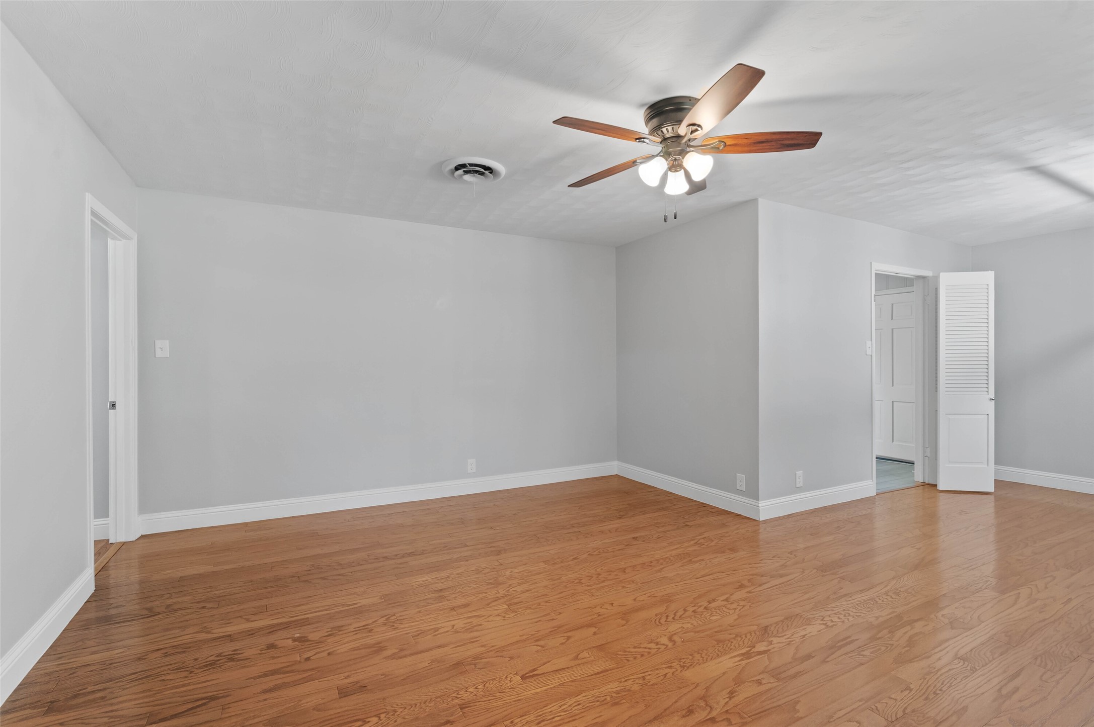 2202 Foxcroft Circle Denton TX 76209